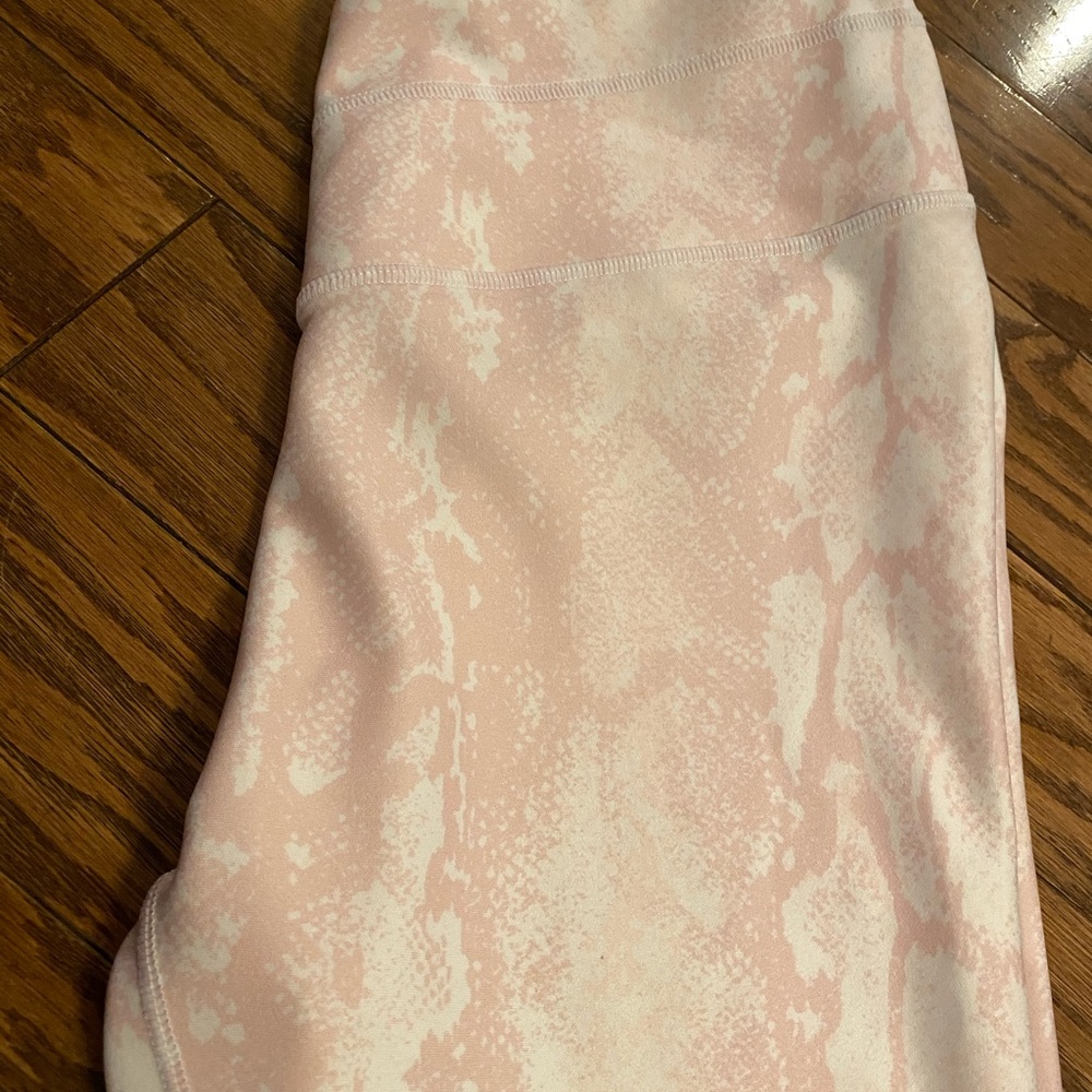 CALIA by Carrie Underwood leggings
